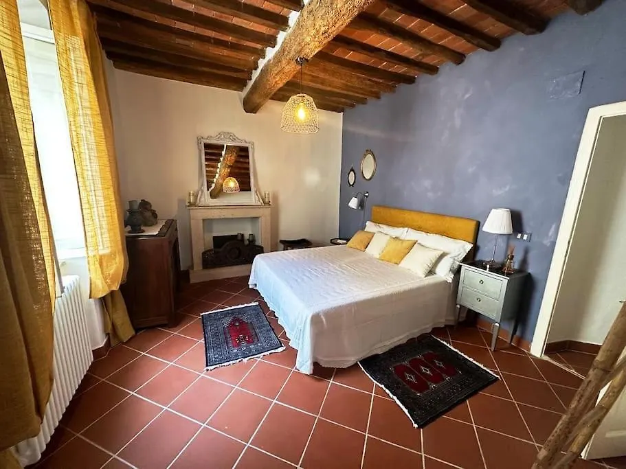 Casa Del Glicine - Appartamento In Palazzo Storico Pugnano Casa vacanze